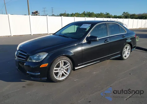 2014 Mercedes-Benz C 300 Sport 4Matic from USA, damaged, VIN WDDGF8AB3EA951666